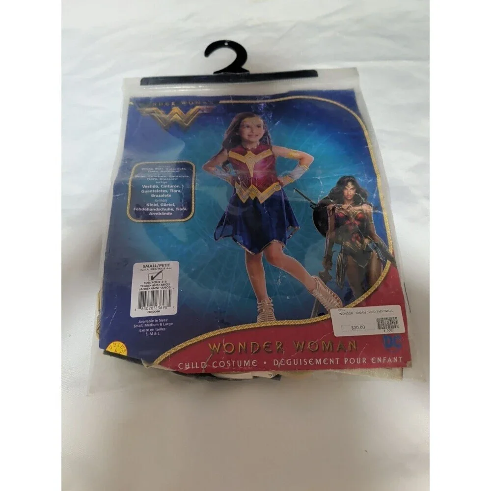 Wonder Woman Child Costume Small (4-6) Dress/Belt/Gauntlets/Tiara/Armband